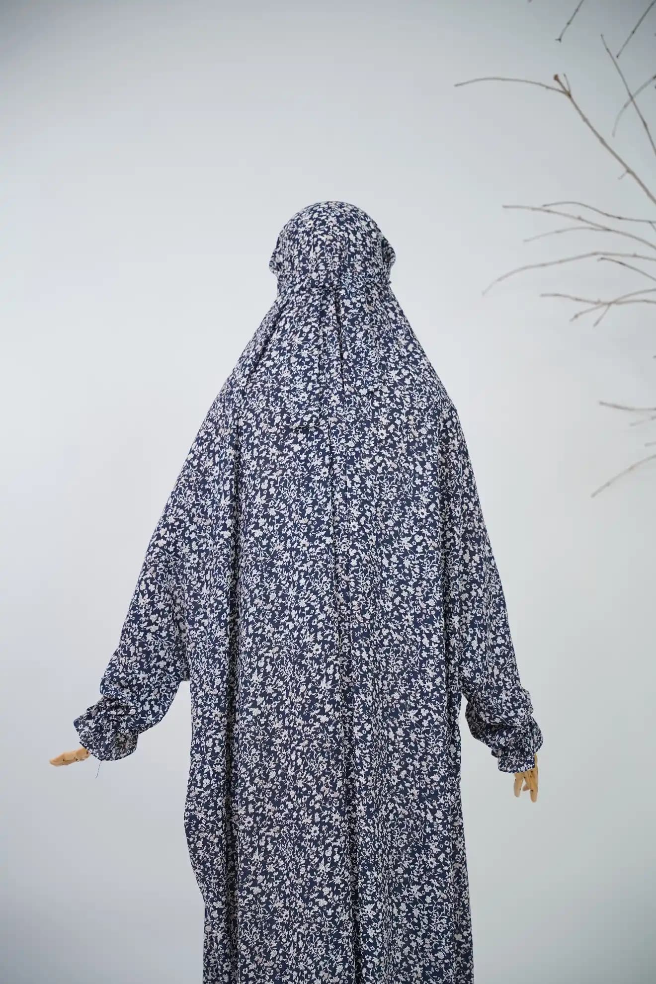 Midnight Bloom Namaz Chadar view 5