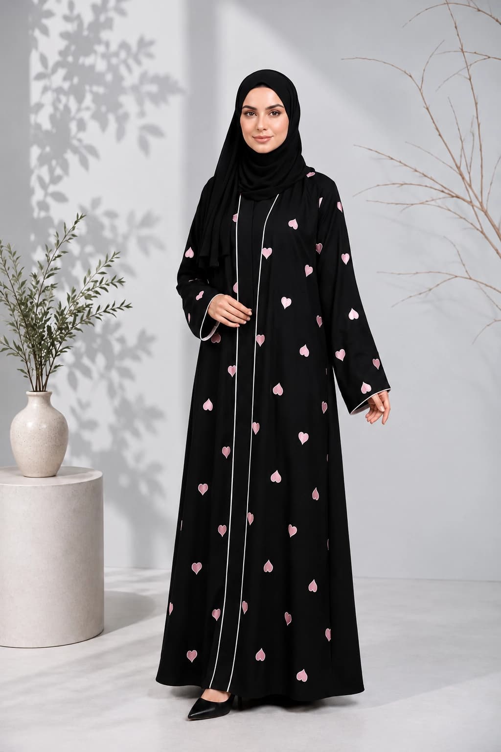 Pinteresty Heart Abaya view 3