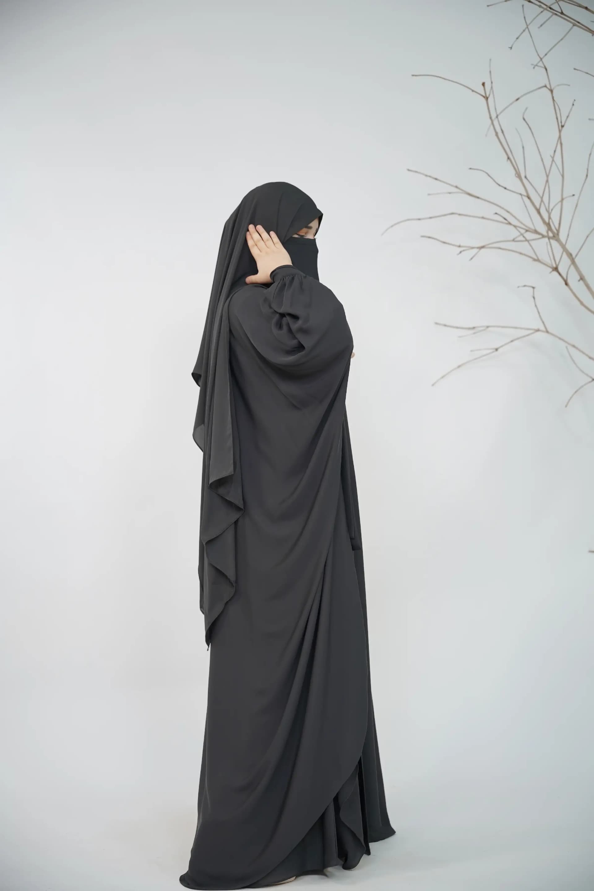 Double Tie Abaya Set view 2