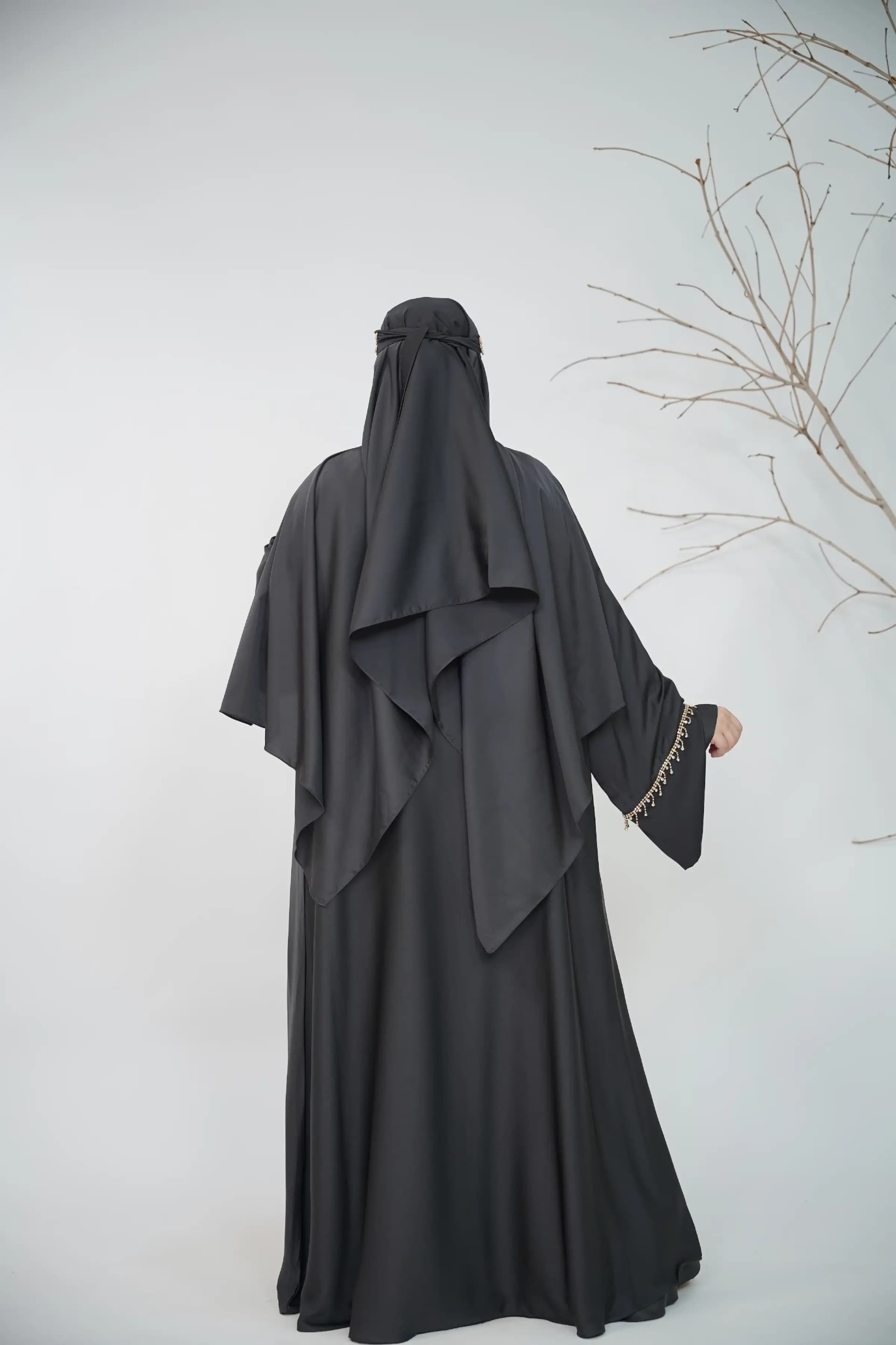 Luxury Chain Abaya Set - Black view 3