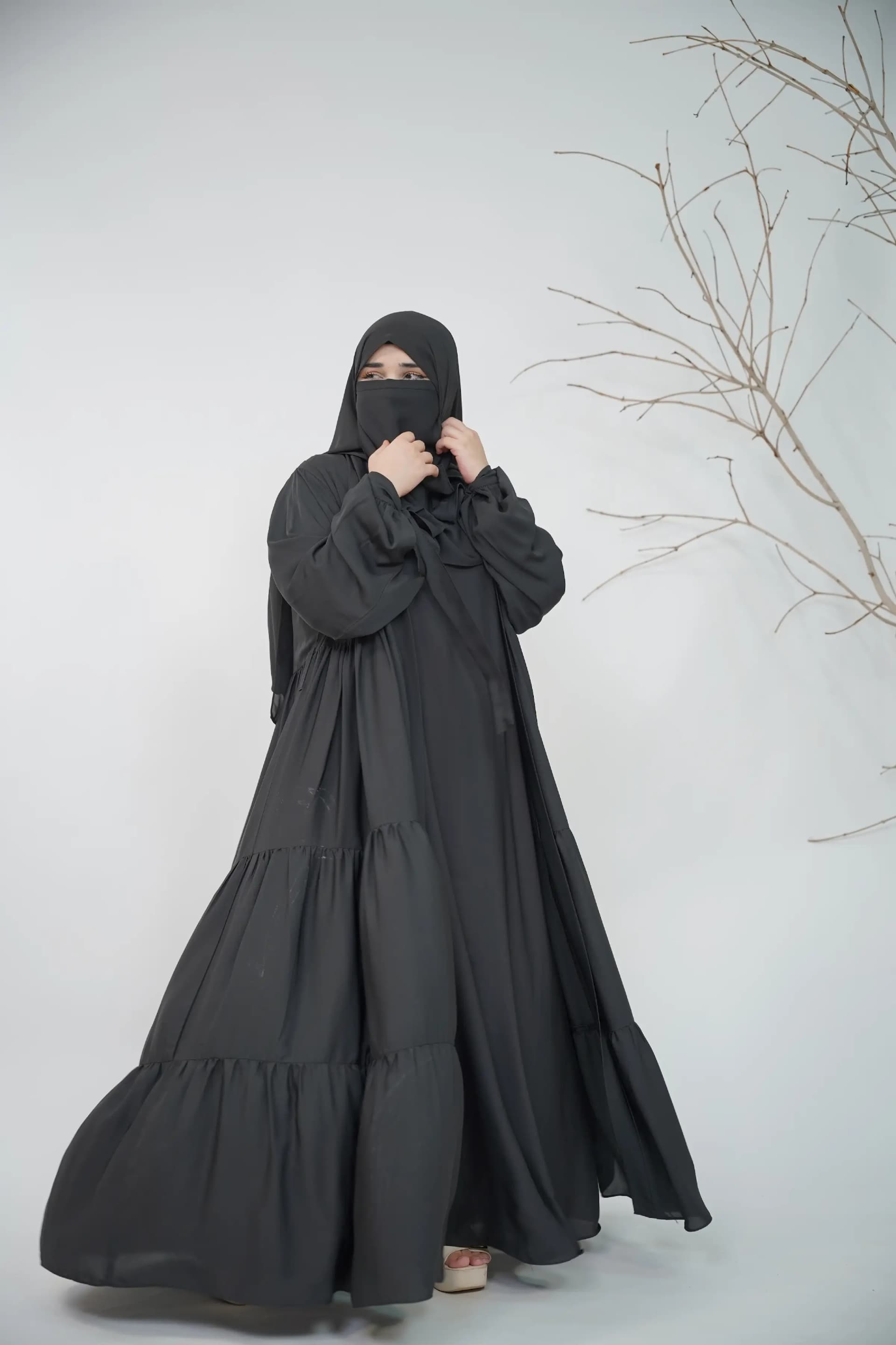 Pinterest Inspired Abaya Set - Black view 3