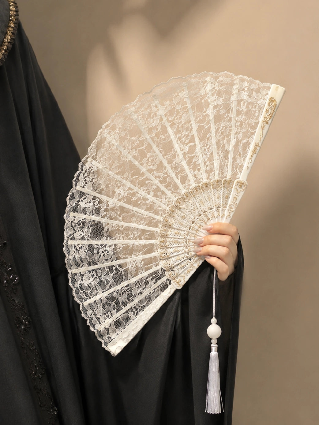 Vintage Lace Folding Fan (White)
